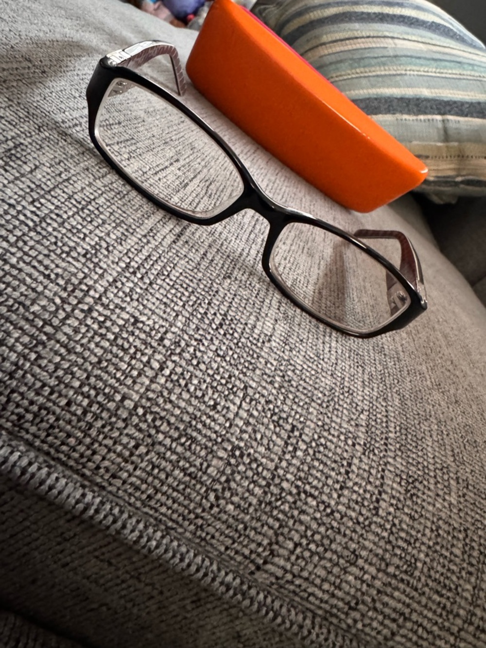 Kate Spade glasses with case